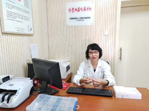 店長、驗配師：劉清